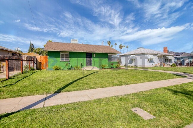 Foto del edificio - 1335 E Brown Ave