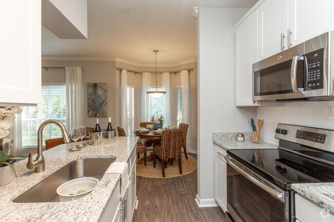 Kitchen - Fairmont First Colony