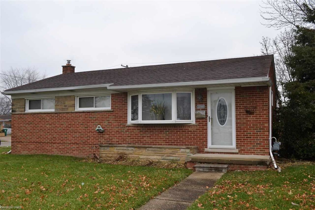 Primary Photo - 22044 Kelly Rd