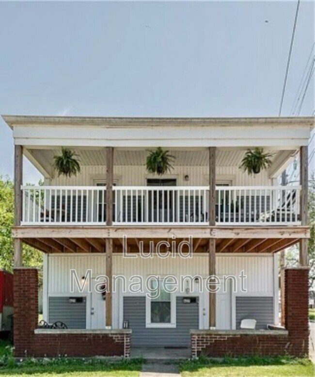 Building Photo - 629 W Market St