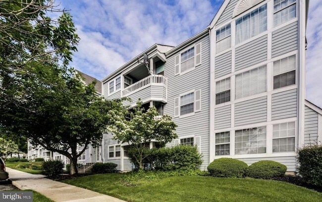 Building Photo - 8503 Falls Run Rd