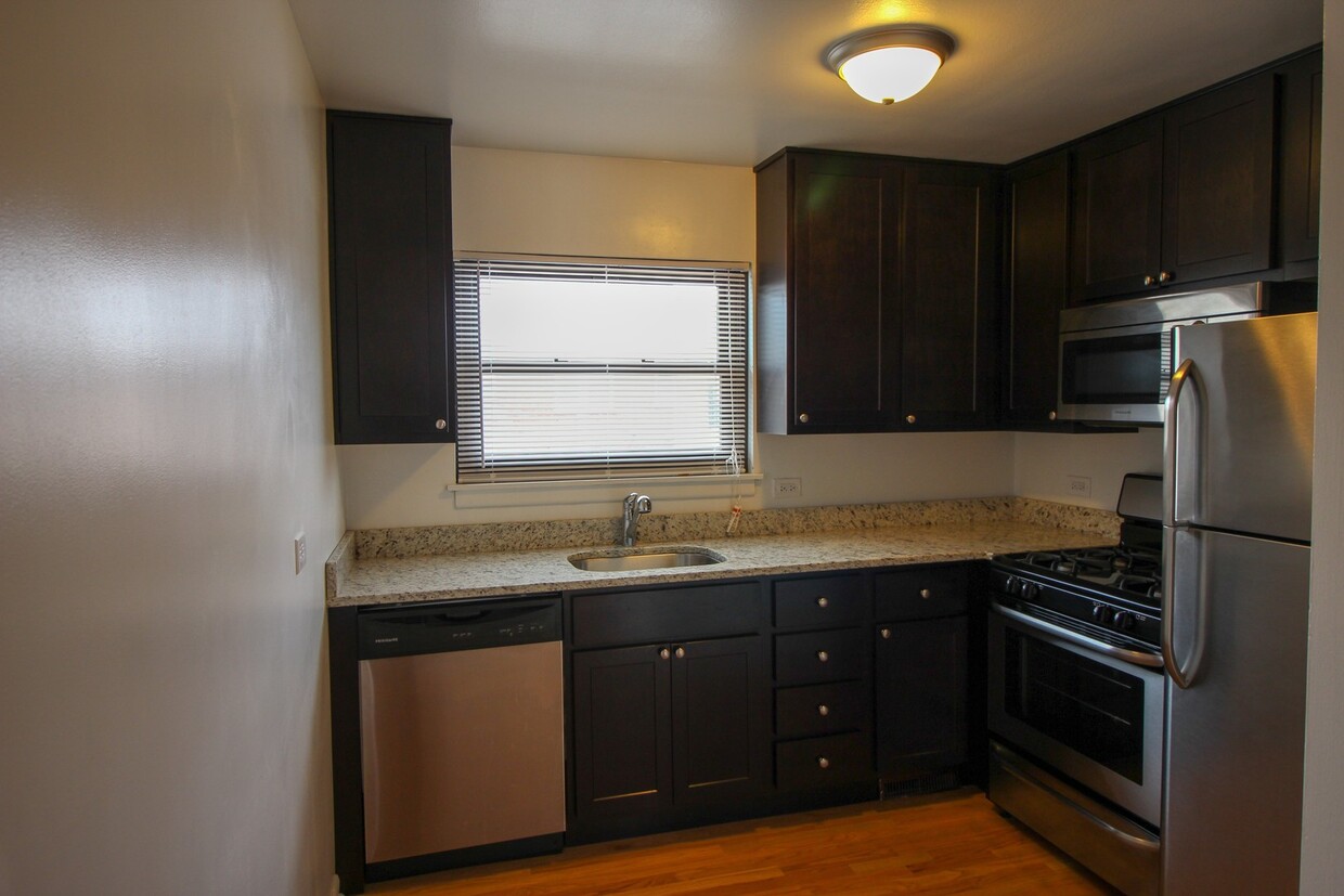 Foto principal - 1934 Linden Ave