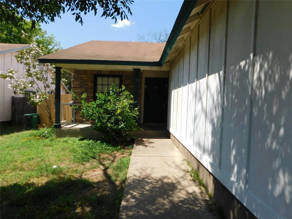Primary Photo - 11310 Walnut Ridge Dr