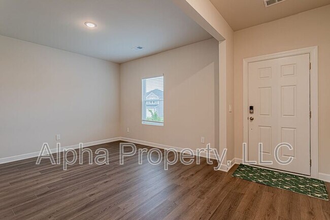 Building Photo - 640 Orsman Trl