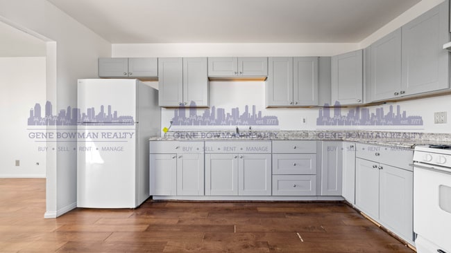 Building Photo - 108 Laurel Ave