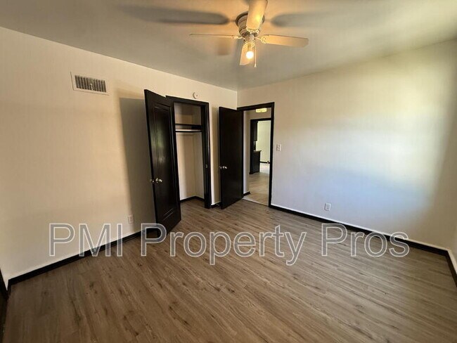 Foto del edificio - 3630 W Nash St