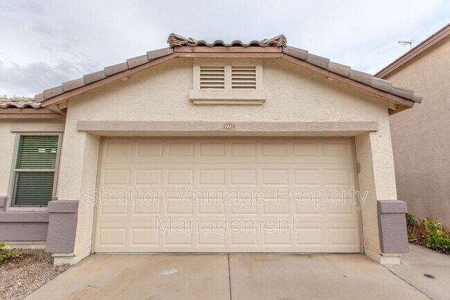 Foto del edificio - 12734 W Desert Rose Rd