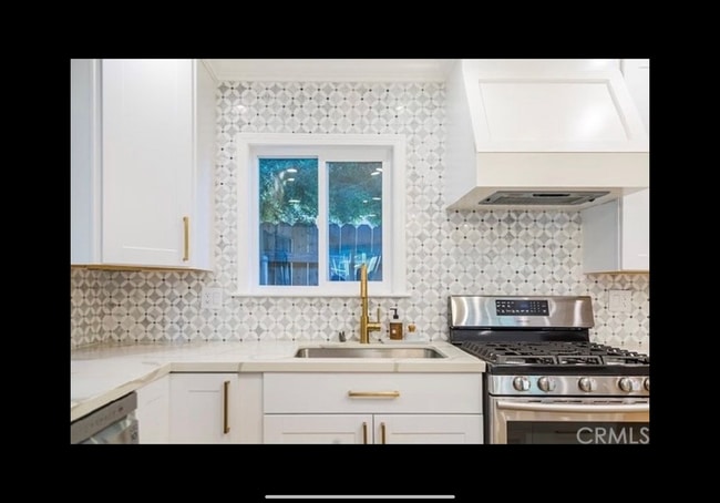 Building Photo - 1454 N Clybourn Ave