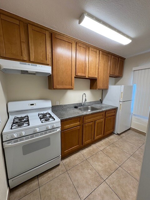 Foto del edificio - 2567 Foothill Blvd