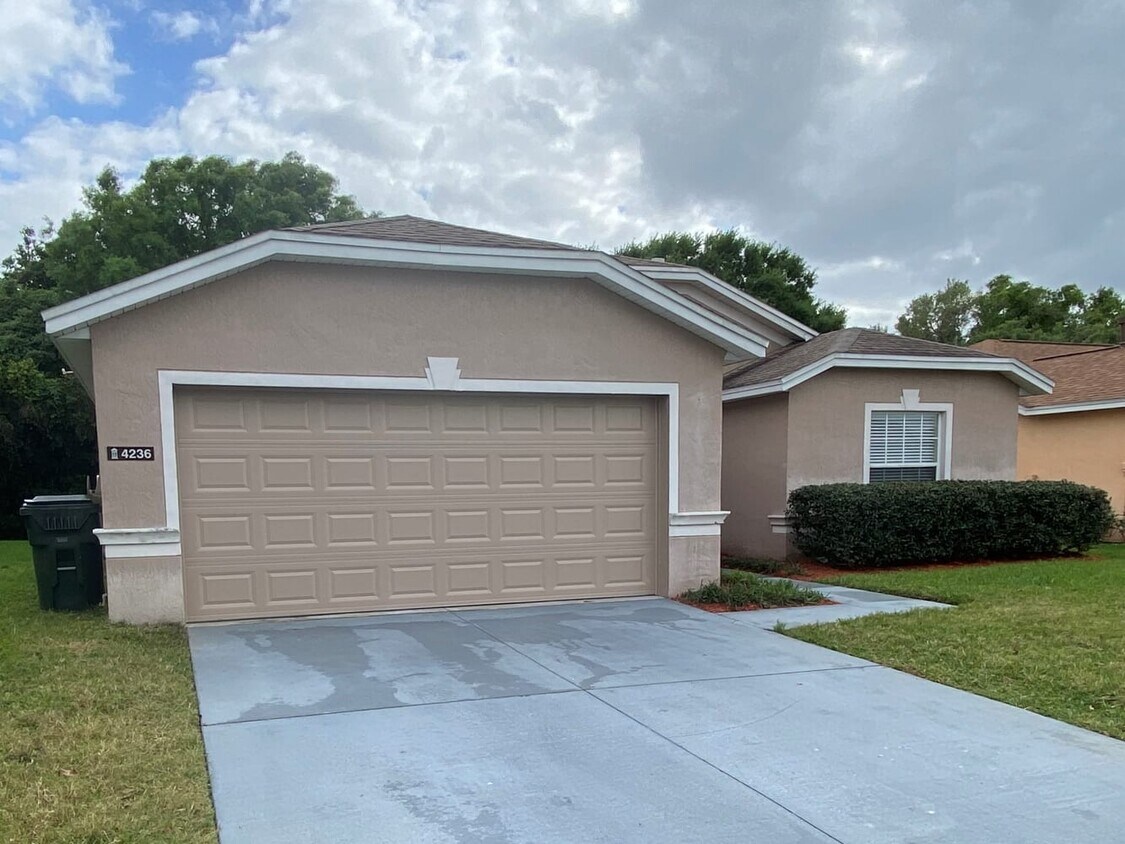 Primary Photo - 4236 Whistlewood Cir