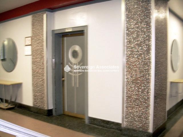 Foto del edificio - 100 Arden St