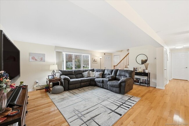 Foto del edificio - 198 Dartmouth Dr