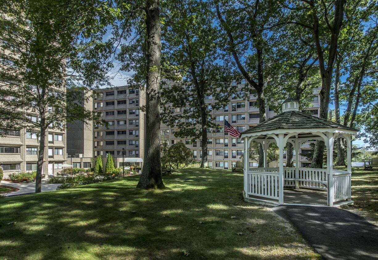 Coes Pond Village (A 55+ Community) Apartments Worcester, MA