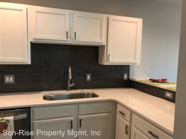 Building Photo - 2 br, 2 bath House - 1011 Bancroft #303