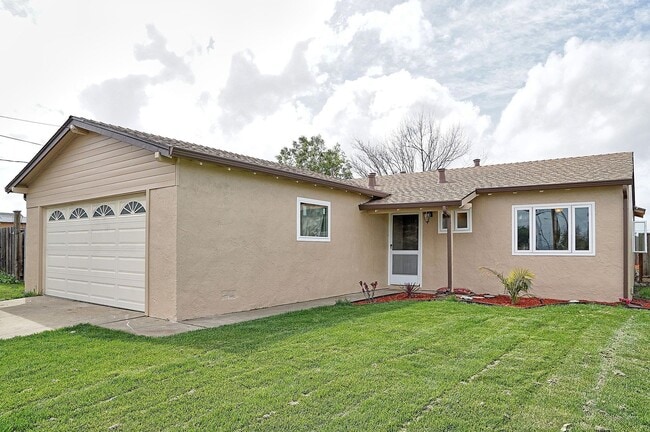 Building Photo - 6287 Cotton Ave
