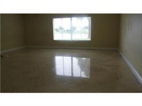 Building Photo - 4628 SW 125th Ln