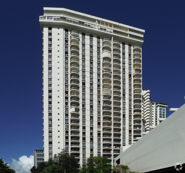 1717 Ala Wai Blvd, Honolulu, HI 96815 Apartments