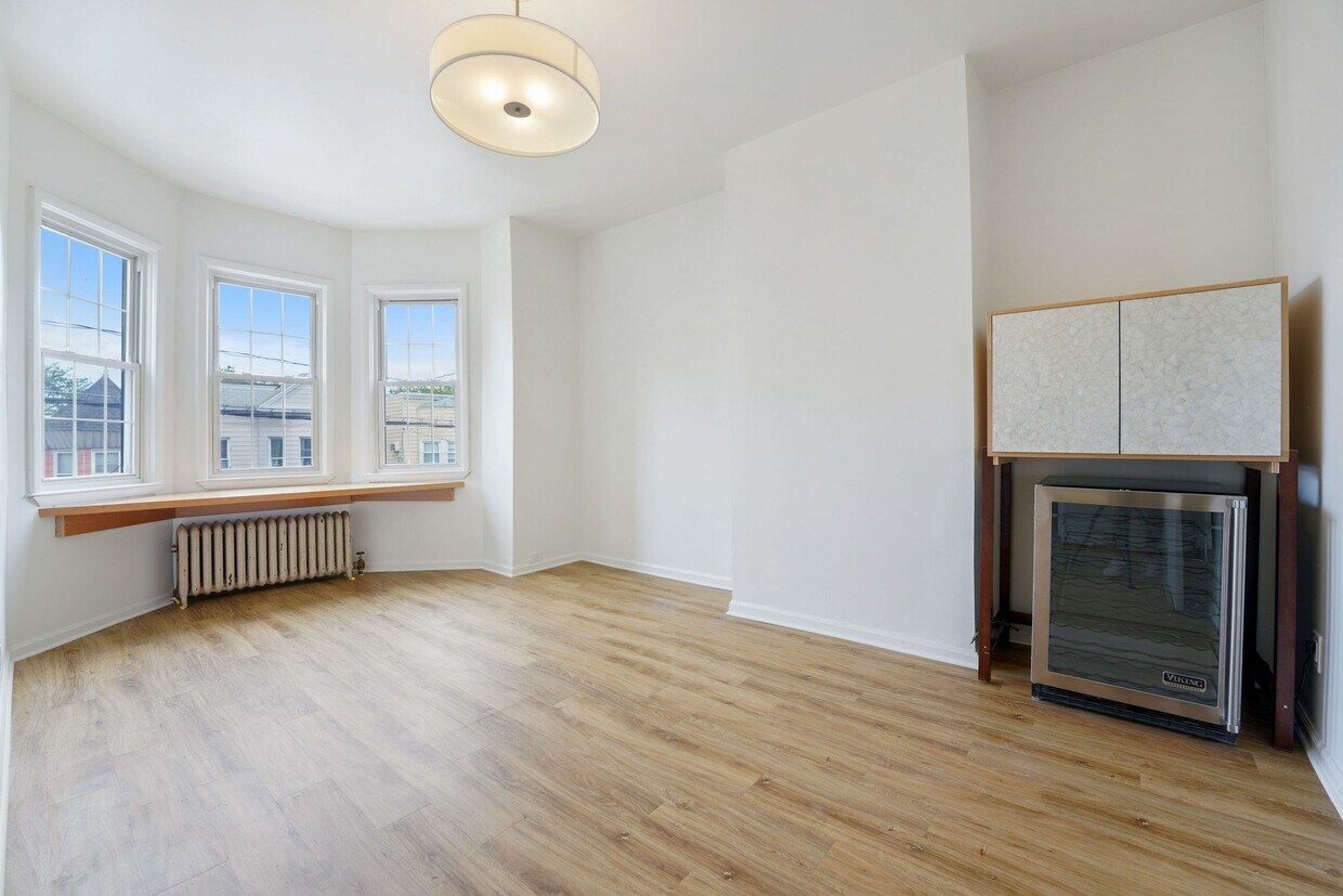 75 Reservoir Ave Unit 2, Jersey City, NJ 07307 Condo for Rent in