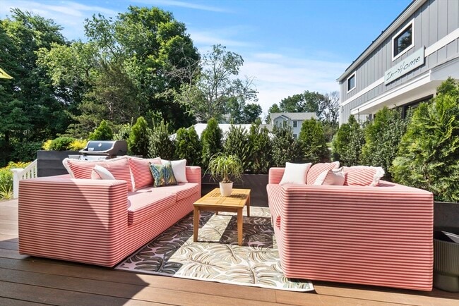 Building Photo - 117 Eastern Ave