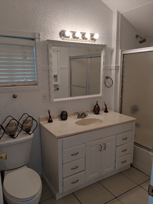 Foto del edificio - 7529 Walnut Dr