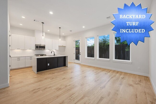 Foto del edificio - 6116 De Campo St