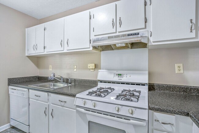 Foto del edificio - 1101 Wynnes Ridge Cir SE