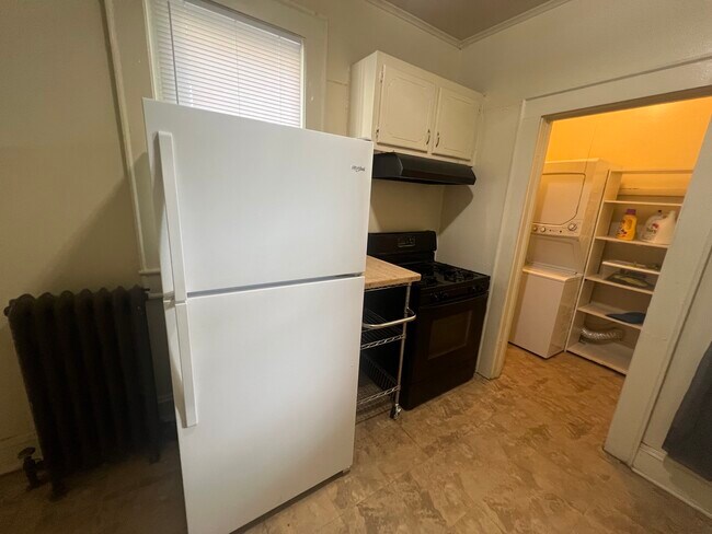 Foto del edificio - 717 W 35th St