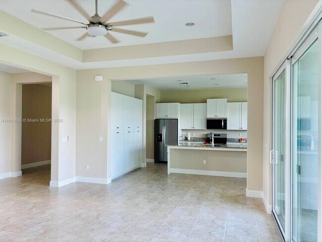 Foto del edificio - 15180 Wildwood Cir