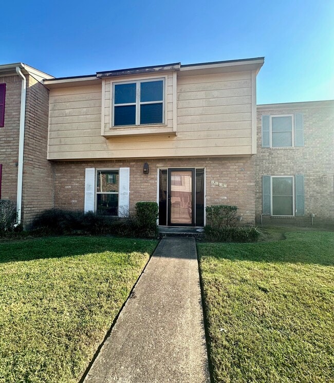 Building Photo - 6632 Marshall Pl Dr