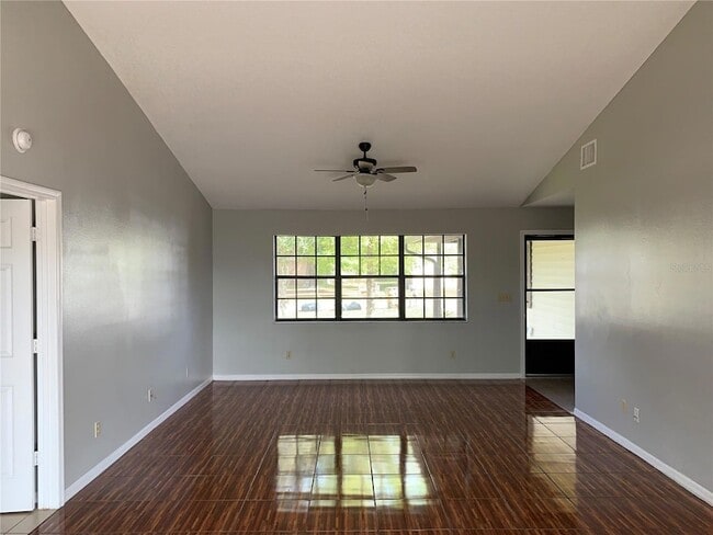 Foto del edificio - 801 San Jose Ct