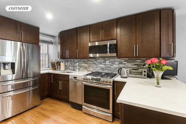 Foto del edificio - 1395 Herkimer St