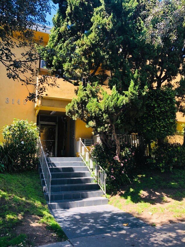 Front of Building - 3145 S Canfield Ave