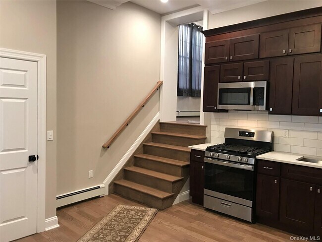 Foto del edificio - 251 Main St