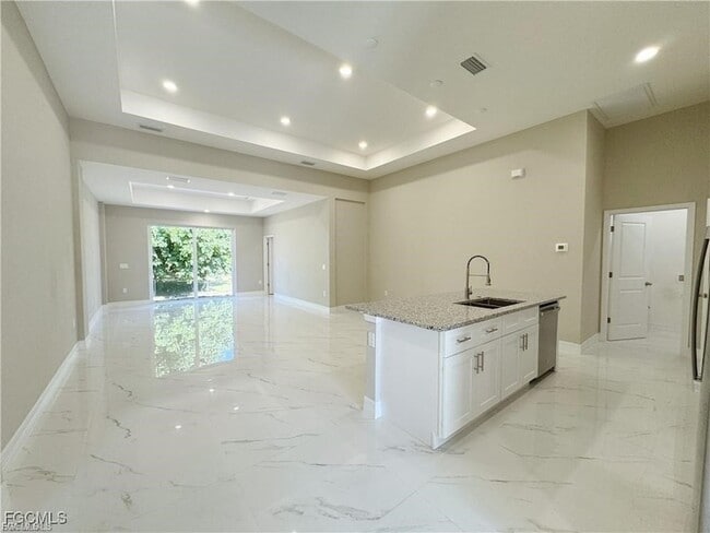 Foto del edificio - 313 Hermosa Ave