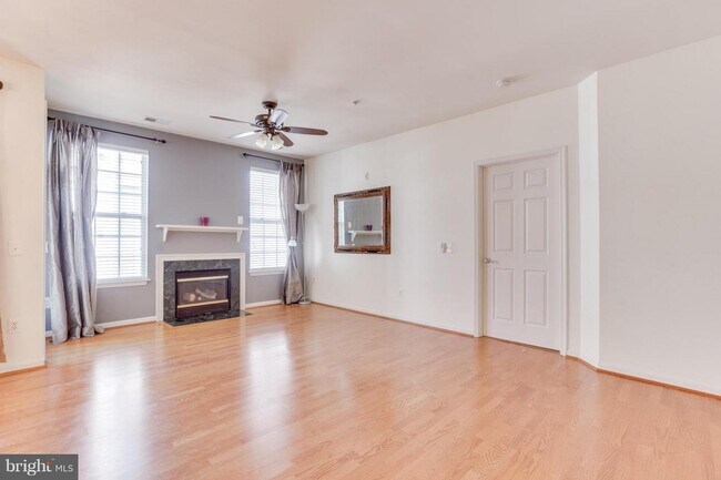 Foto del edificio - 11623 Cavalier Landing Ct
