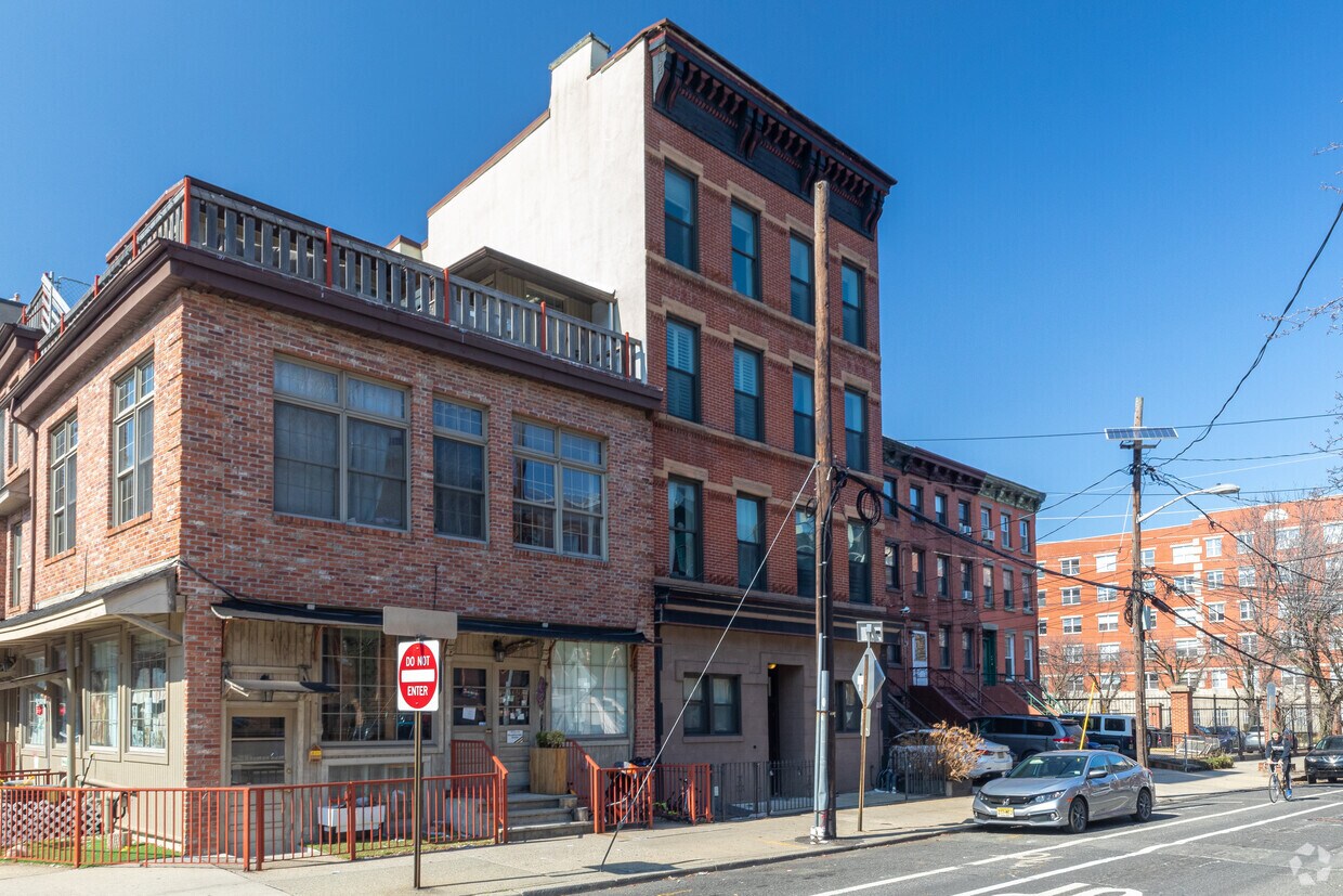 515 Manila St, Jersey City, NJ 07302 Apartments in Jersey City, NJ