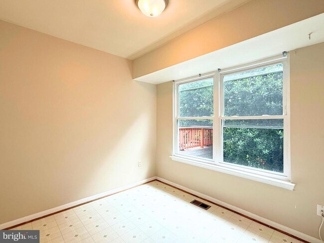 Building Photo - 11504 Aldburg Way