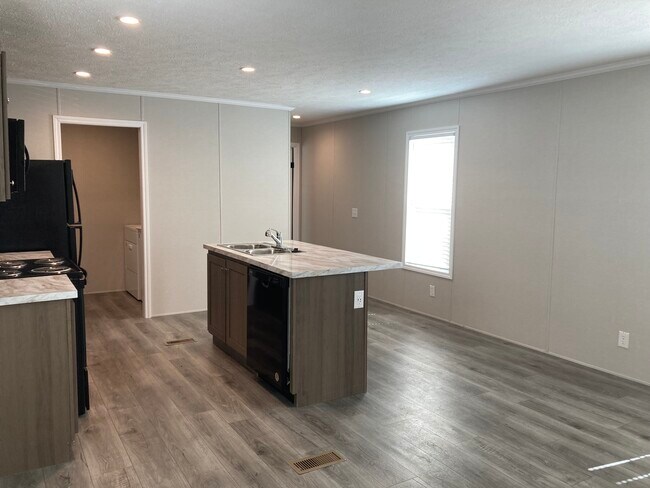 Foto del edificio - 102 Bluejay Hill