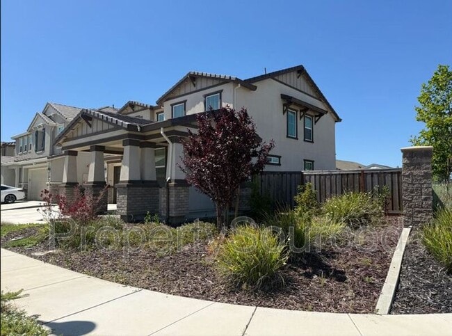 Foto del edificio - 15601 Sierra Mar Rd