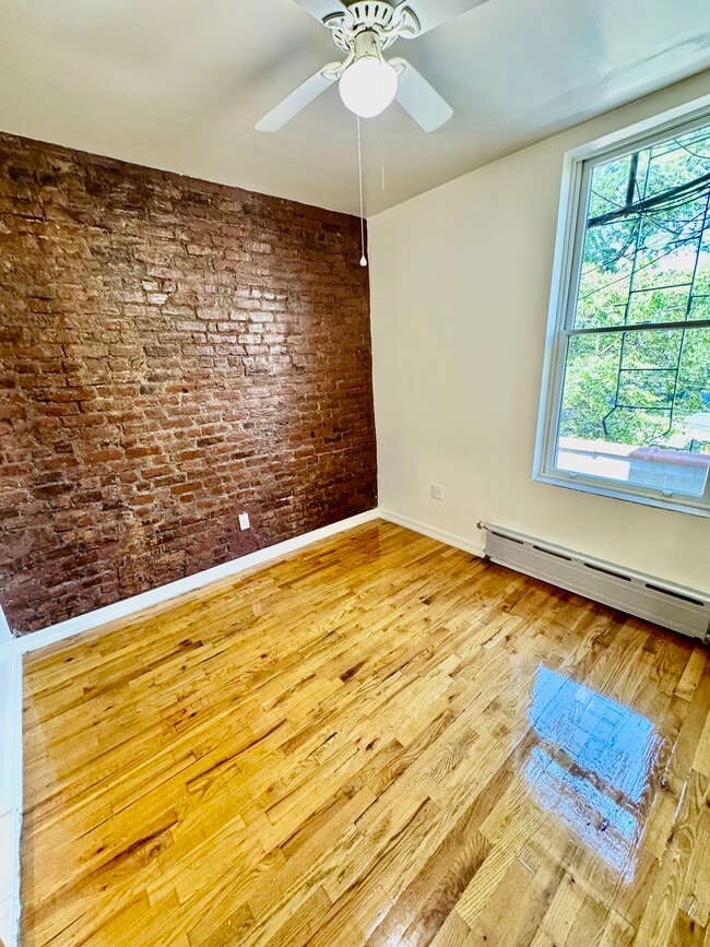 Building Photo - 4712 4th Ave