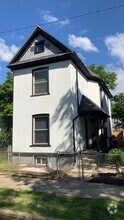 Building Photo - 123 Park Dr