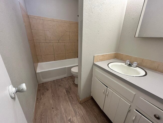 Foto del edificio - 1613 69th St