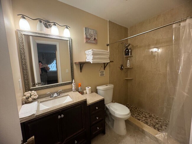 Foto del edificio - 8617 Pluto Terrace