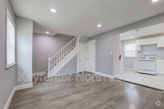 Building Photo - 118-120-120 Lenox Ave