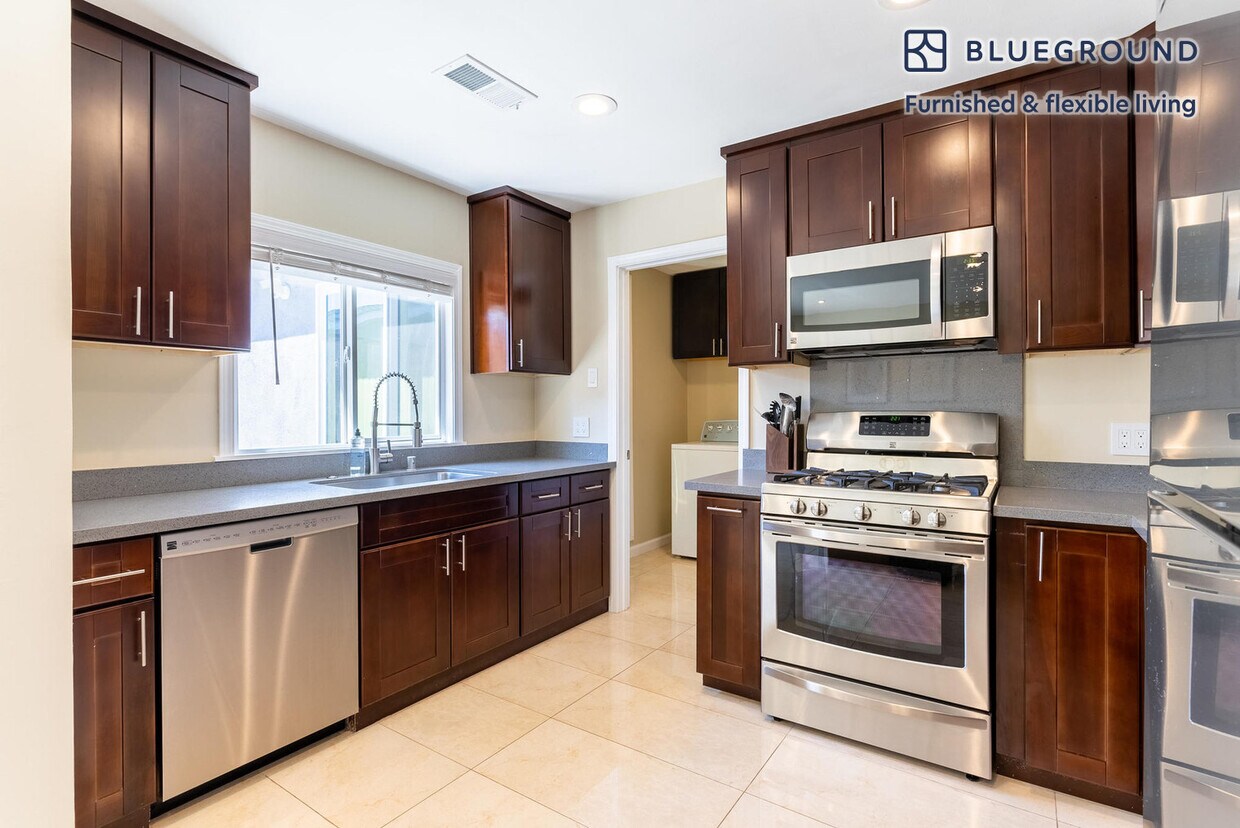 【Judy】速達 10067 Judy Ave, Cupertino, CA 95014 | Apartments.com