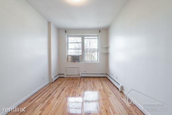 Building Photo - 285 Sackett St