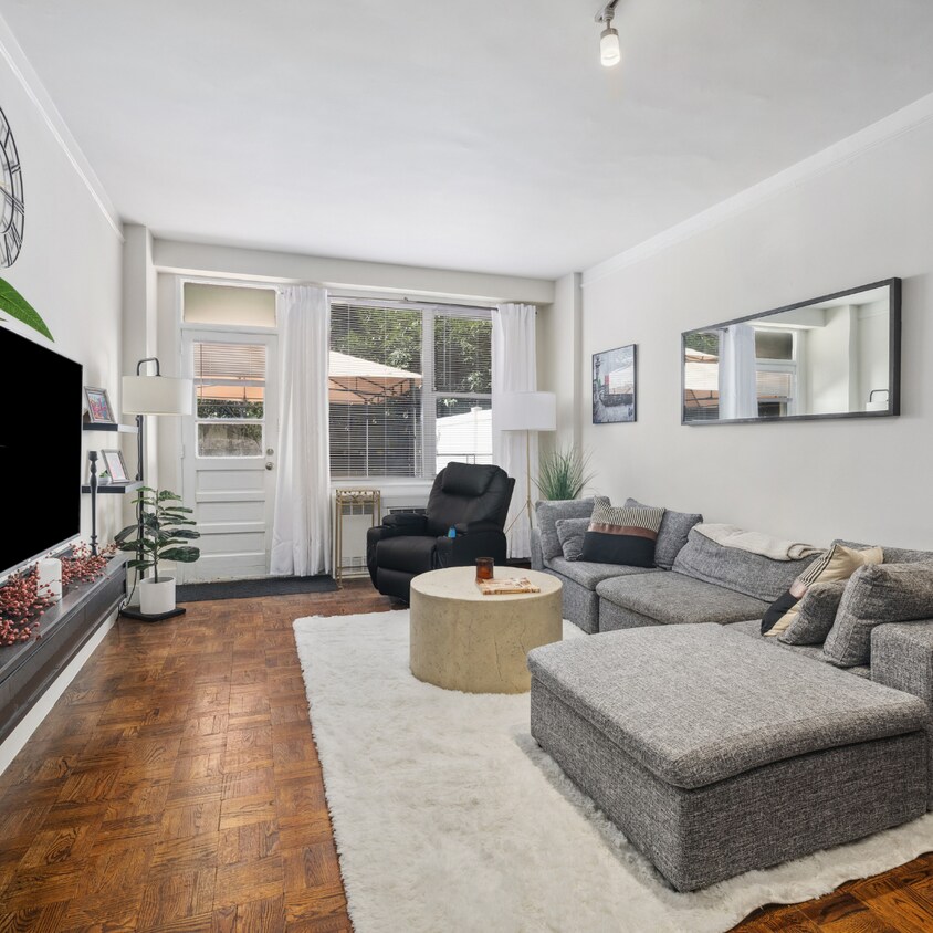 Lujosa sala de estar de la UES - The Ashford NYC