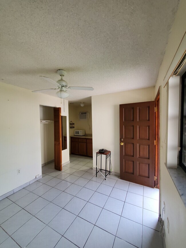 14528 SW 107th Ter Miami, FL 33186 Alquileres en Miami, FL