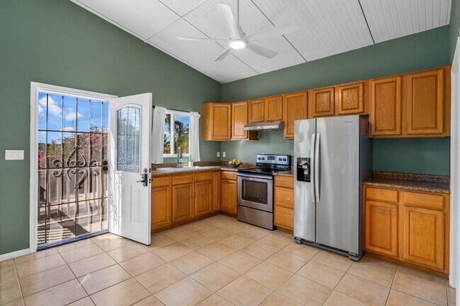 Foto del edificio - Unfurnished 2 Bed / 1 Bathroom - Maui Mead...