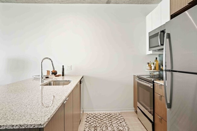 Building Photo - 2076 S Wabash Ave